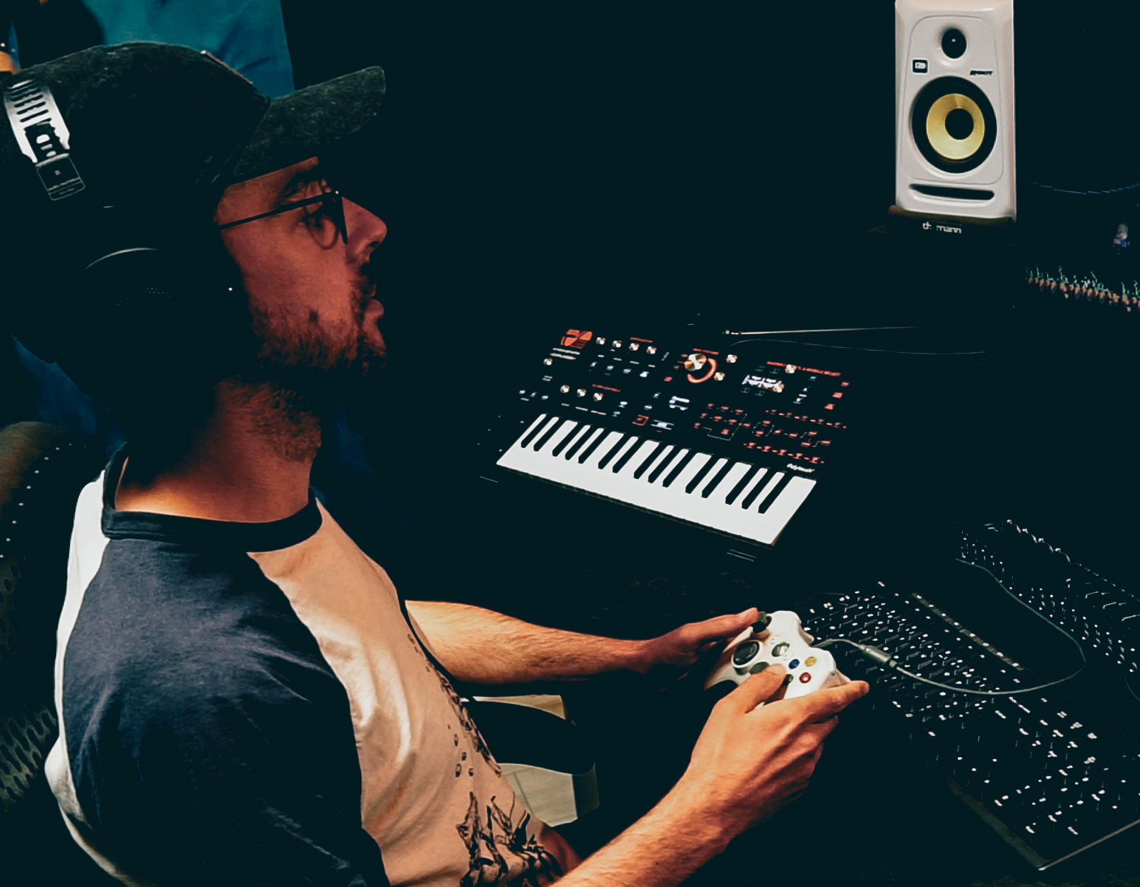 David Delannay in studio